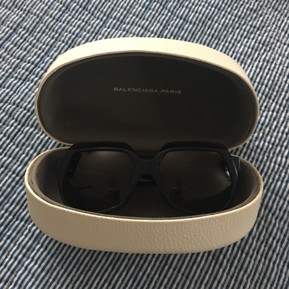 Balenciaga geometric sunglasses - Picture 3 of 8